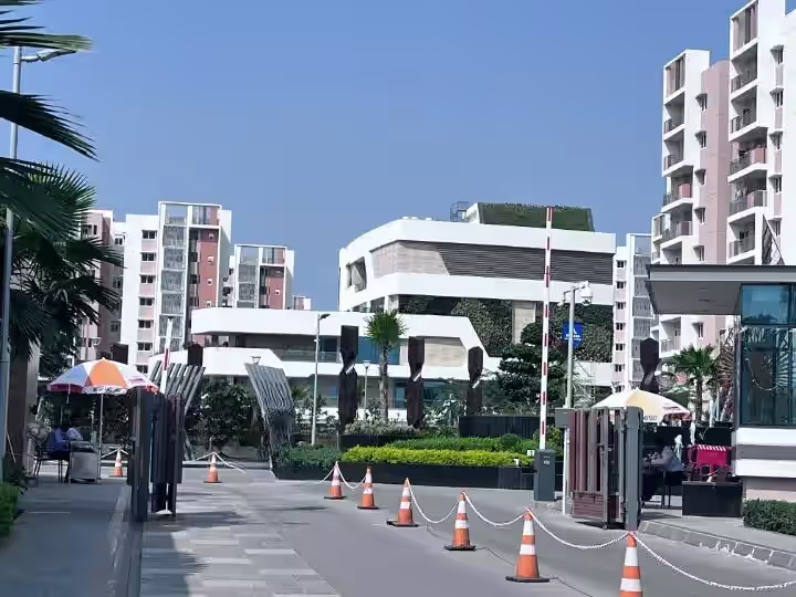 APARNA SERENITY image