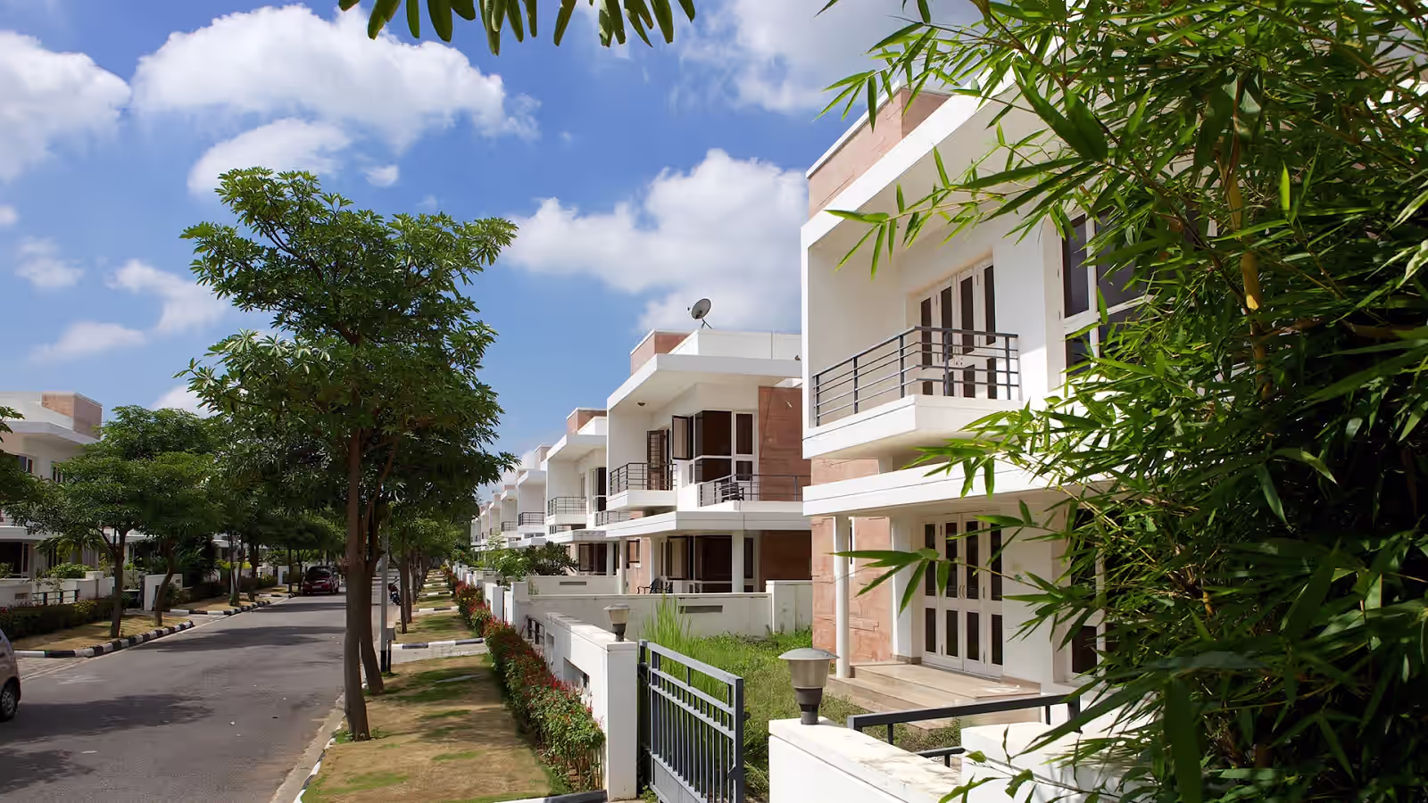 Aparna Cyber County image