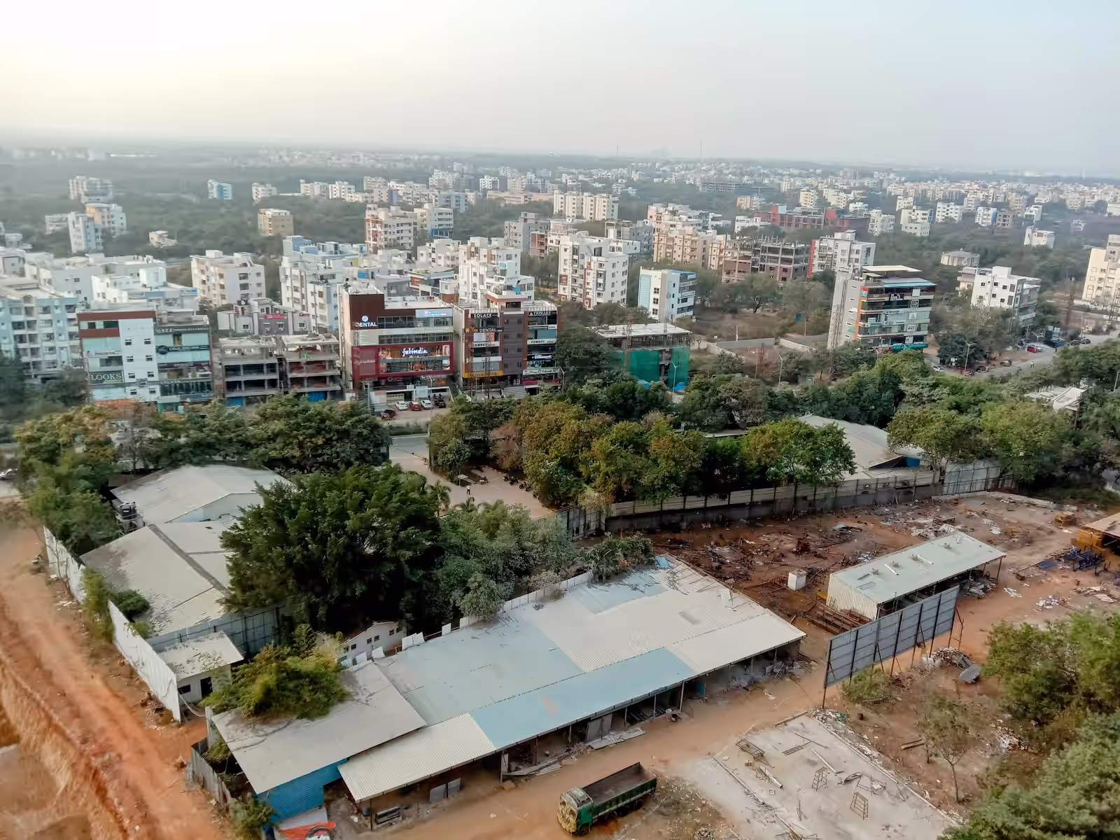 Aparna Sarovar Tower (under construction) image