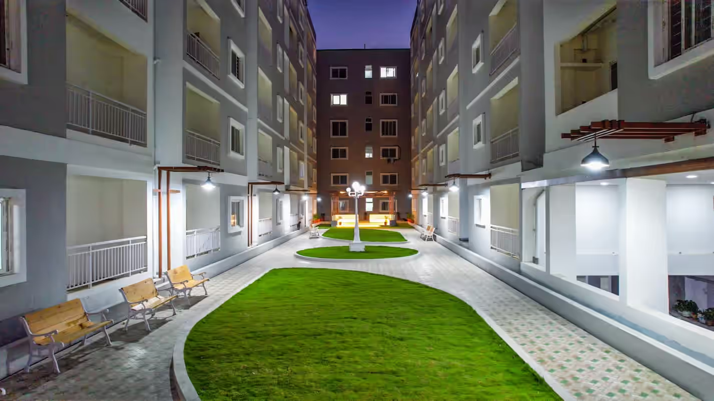 Endeco's Lakeview Apartments image
