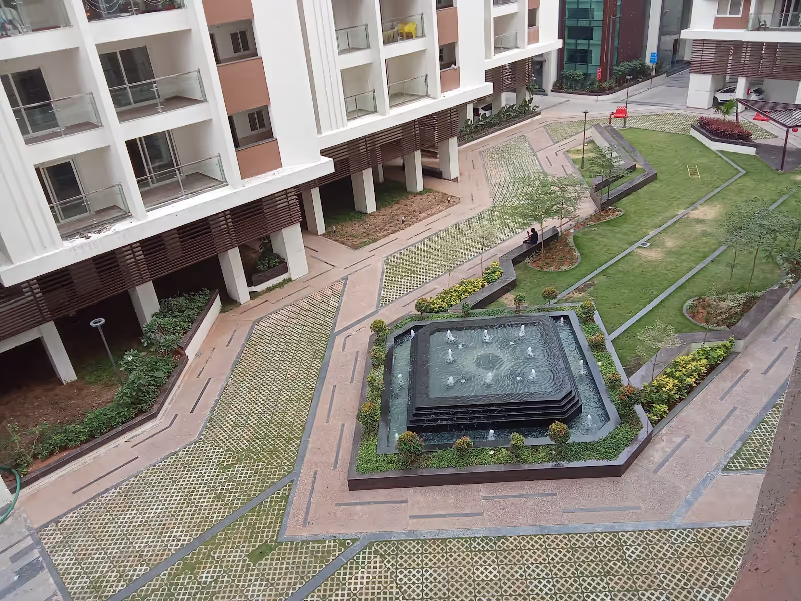 Lansum Eden Gardens image