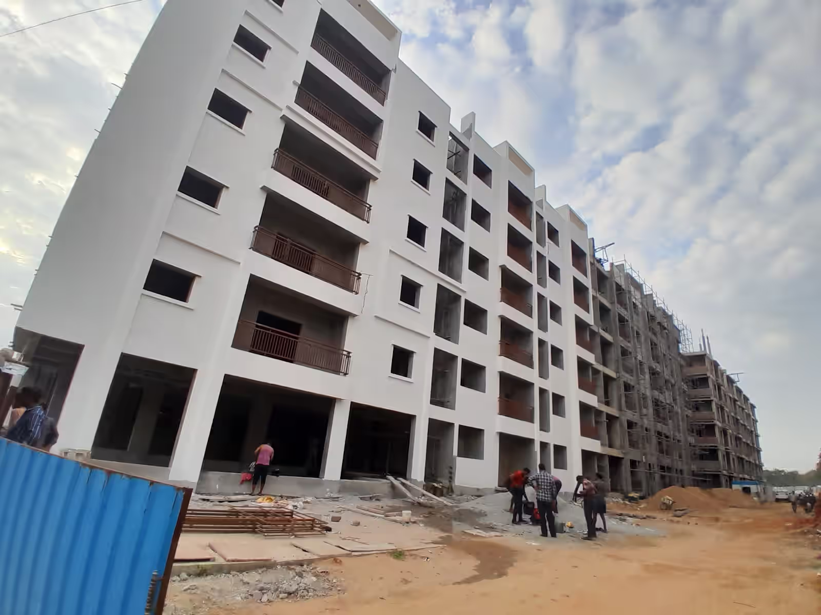 Myra superior living image