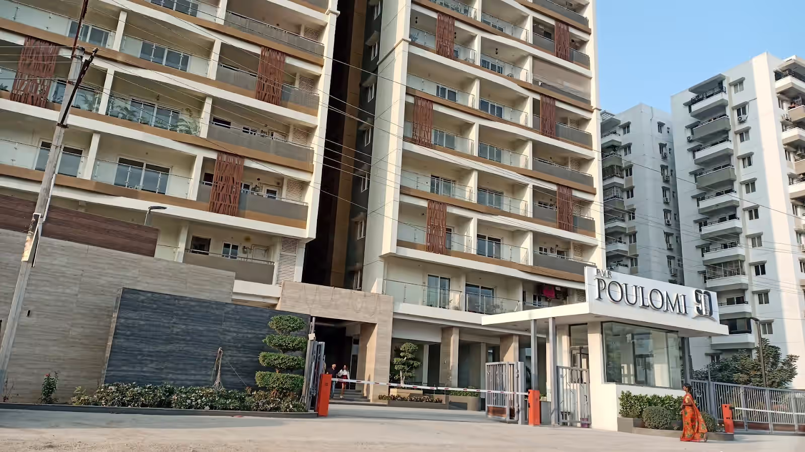 Poulomi 90 image