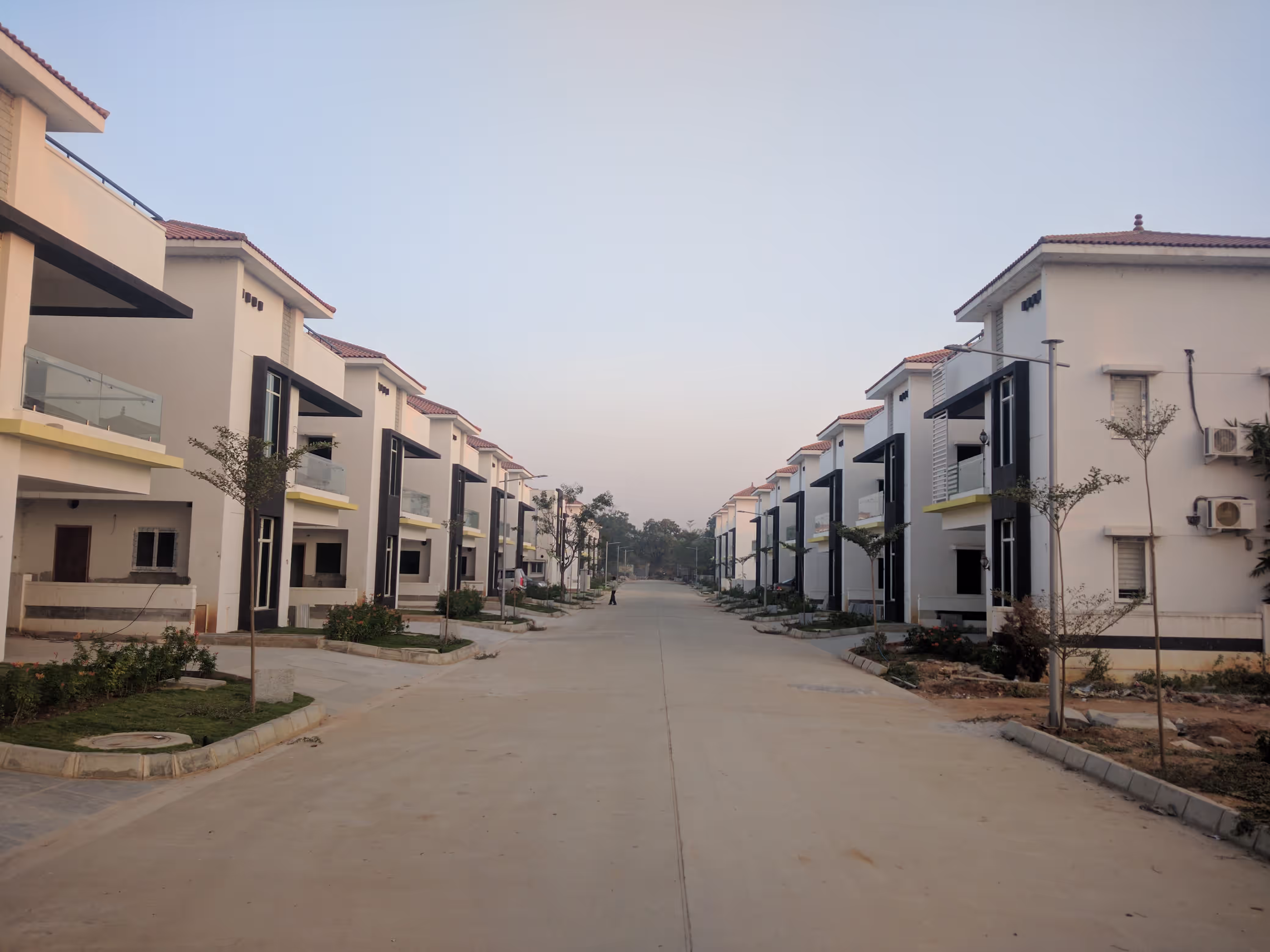 Prekon MJ's Lake Front Villas image