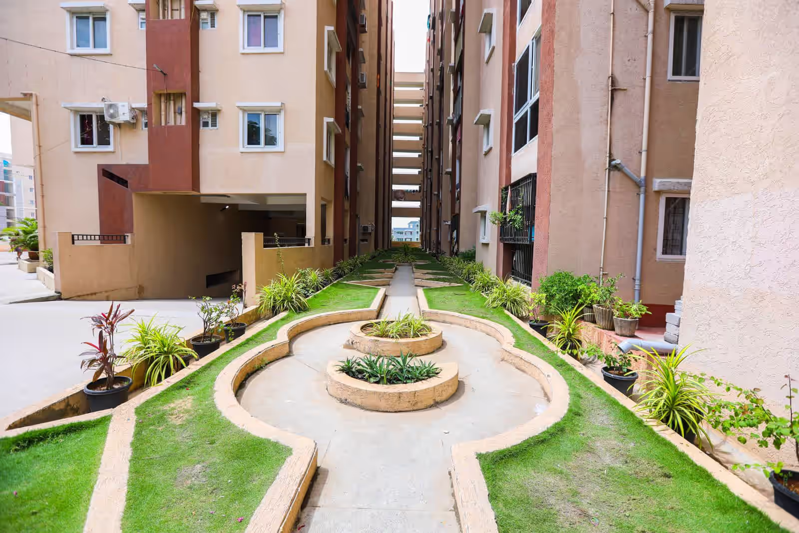 Elegance apartments image