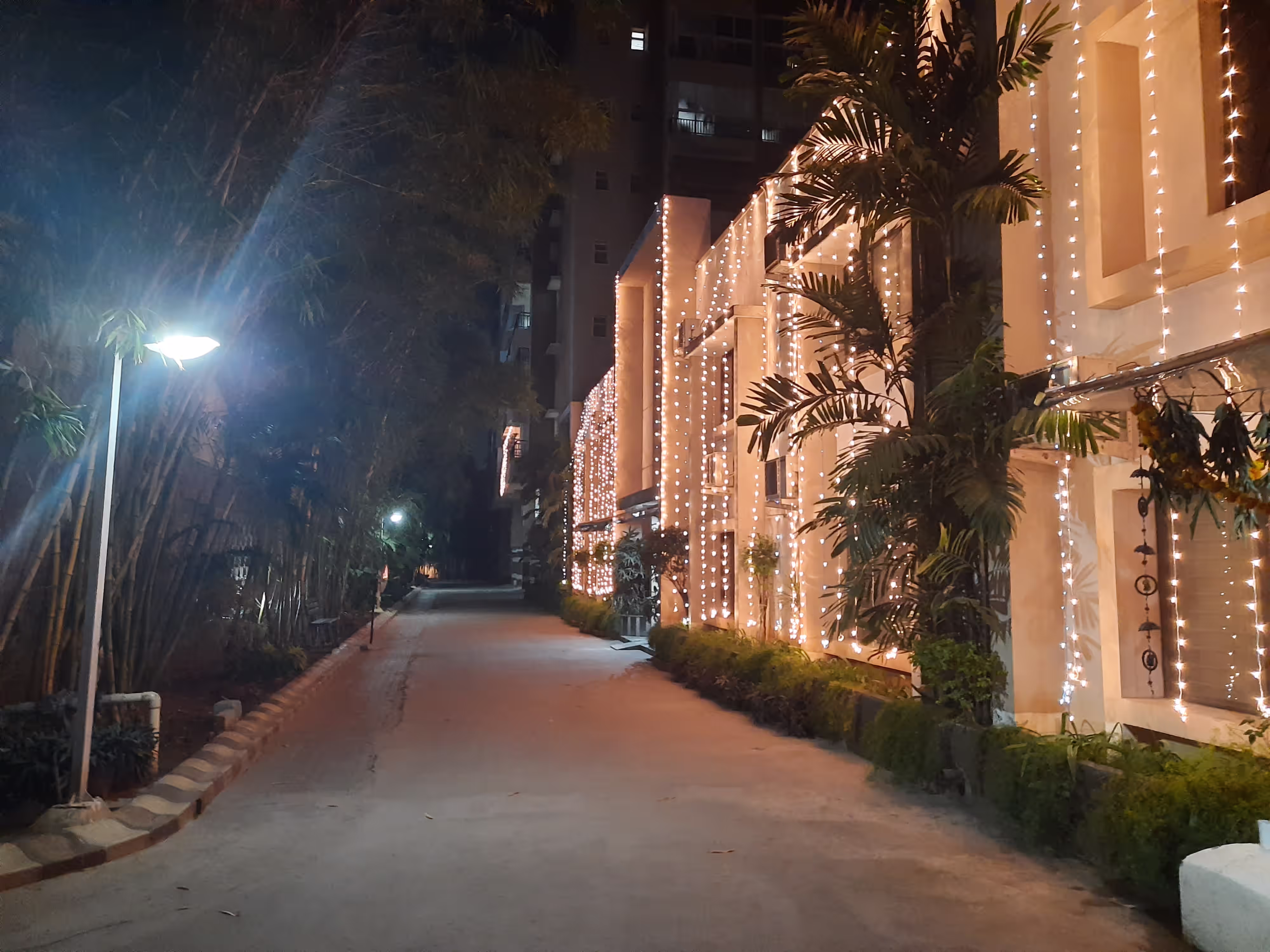 Reliance Paradise image